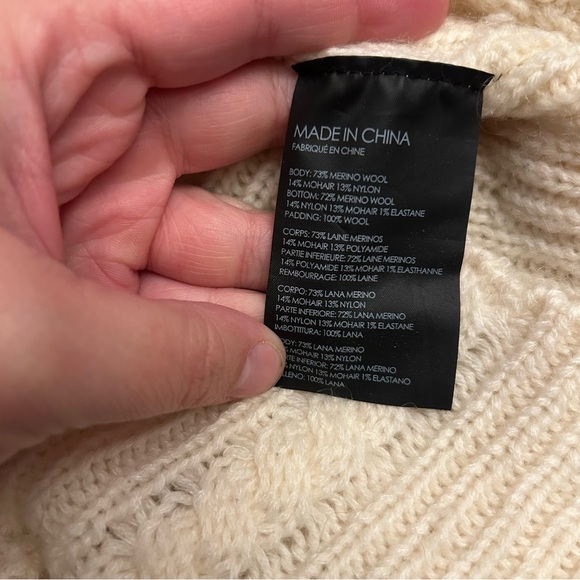 Club Monaco ivory cream bauble sweater medium merino wool blend - Picture 4 of 5